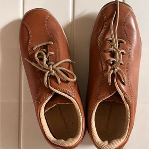 Rockport Women’s Tan Leather Oxfords | Sz 6